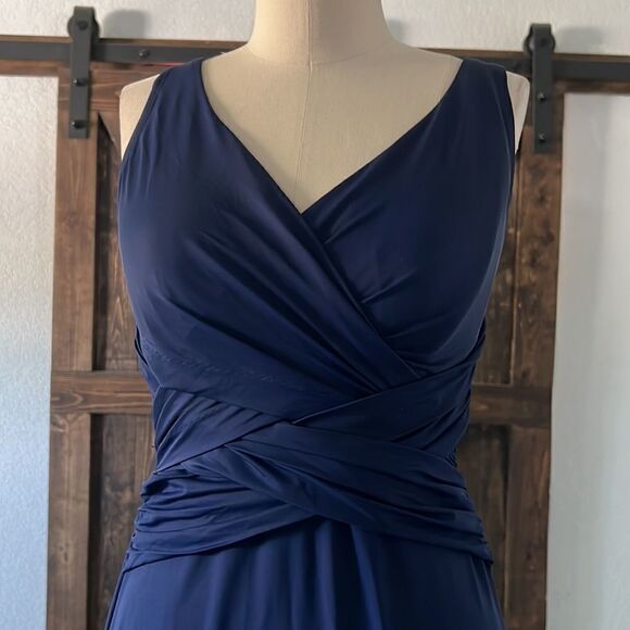 Lands End Long Slender Tummy Control Chlorine Resistant V-neck Wrap Swimsuit - Picture 4 of 13